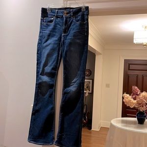 American Eagle super stretch size 4